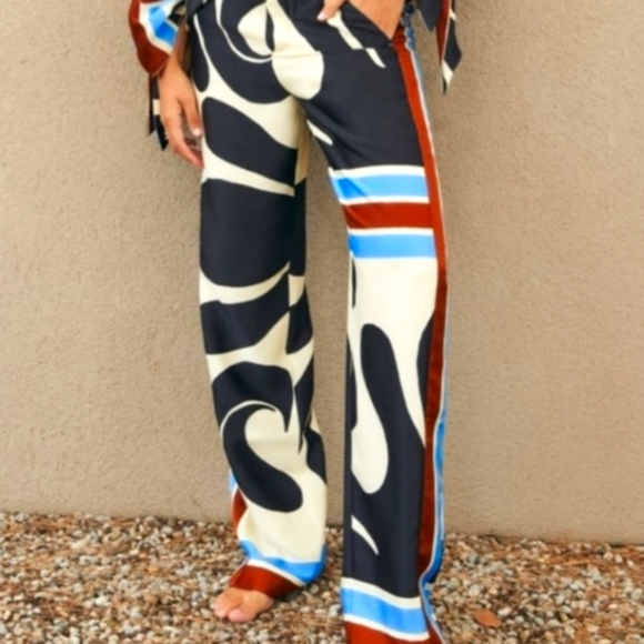 Zara Pants - Printed Wide-Leg Pants in Navy, Cream & Blue